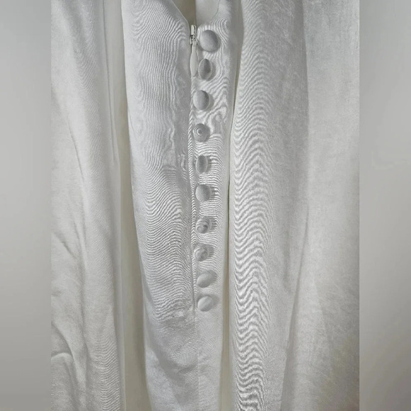 NWT ELLIATT Aisle dress in white satin cowl neckline with low back button accent - Picture 4 of 10